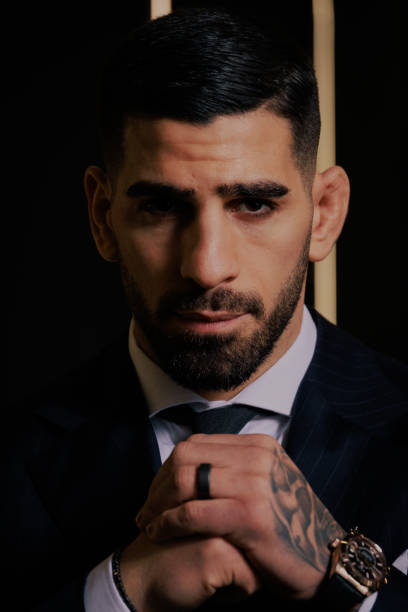 Ilia Topuria biografía inspiracional, campeón mundial UFC, mentalidad invicta
